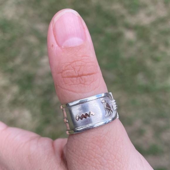 Vintage Sterling Silver 925 and Gold Cartouche Hieroglyphics Ring - Picture 5 of 15